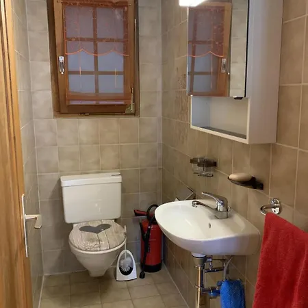 Chez-nous Appartement-fewo- Dusche Oder Bad- Wc 6-bettwohnung By Interhome
